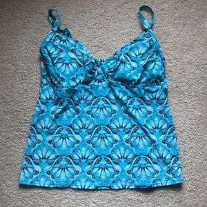 EUC lands end tankini bathing suit top